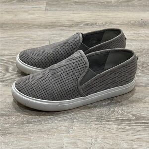 Steve Madden Zarayy womens slip on flats